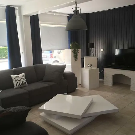 Holiday home Maison Elise *